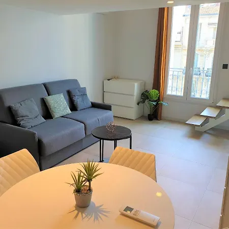 Duplex Centre 405 Apartment *