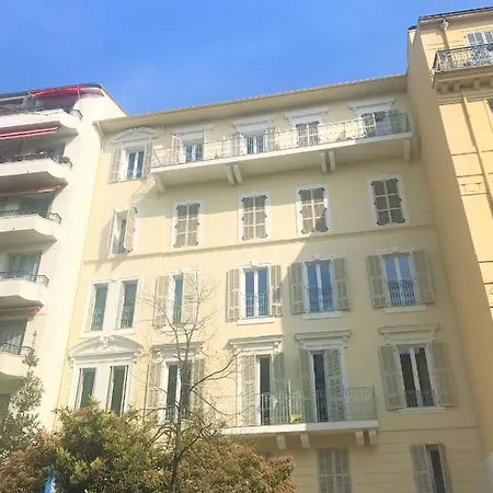 Apartment Duplex Centre 405 *